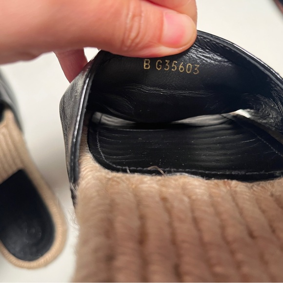 CHANEL Black and Tan Embellished Sandals - Picture 10 of 11